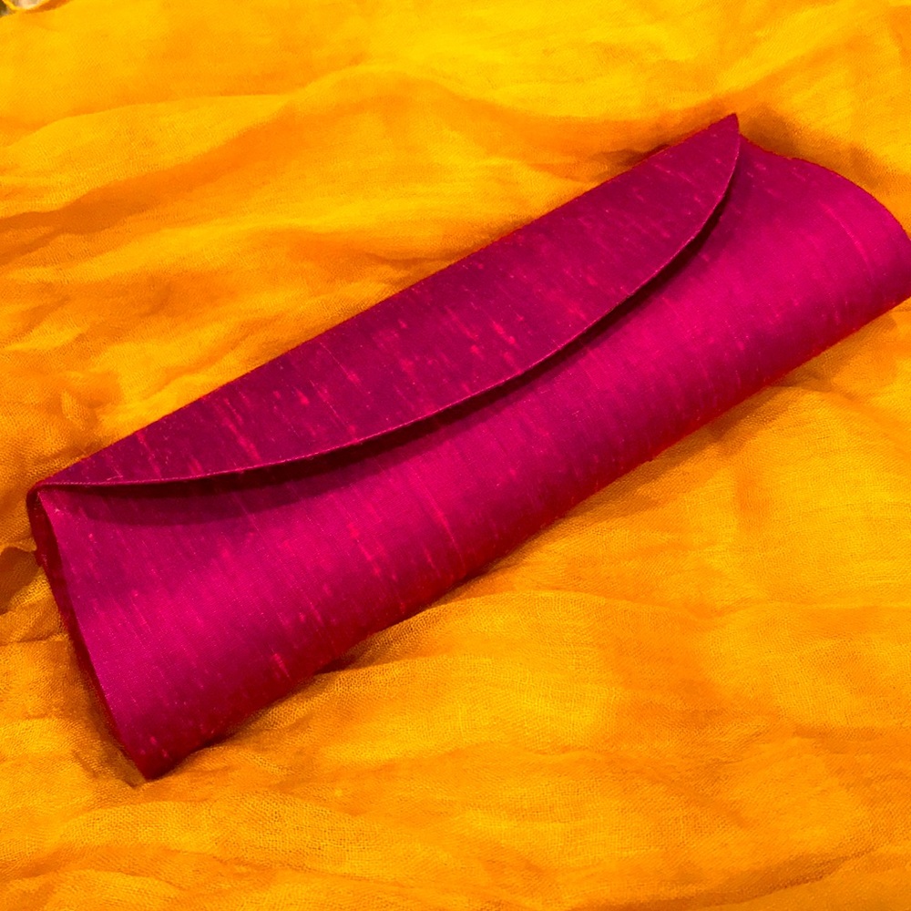 Dark pink Raw silk clutch